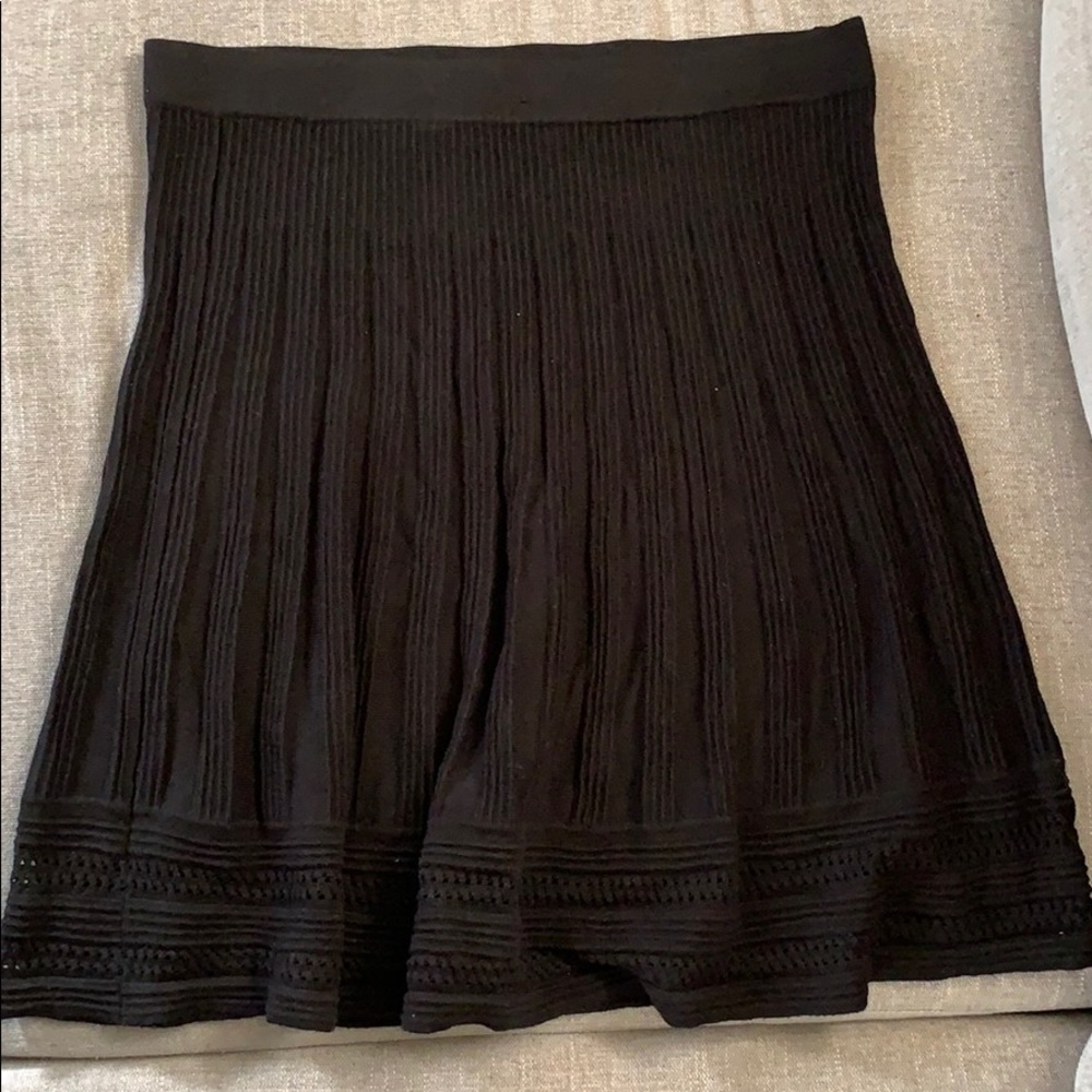Women’s Max Studio black ribbed flared skirt M NWW
